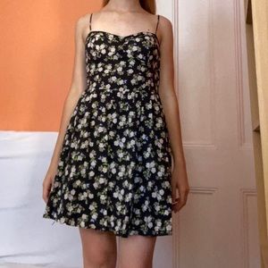 H&M Divided Floral Dress with pockets